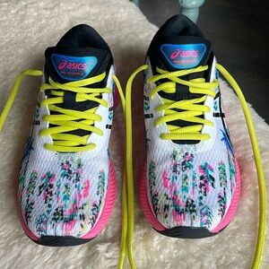 ASICS Gel Excite 9 floral running sneakers size 6.5